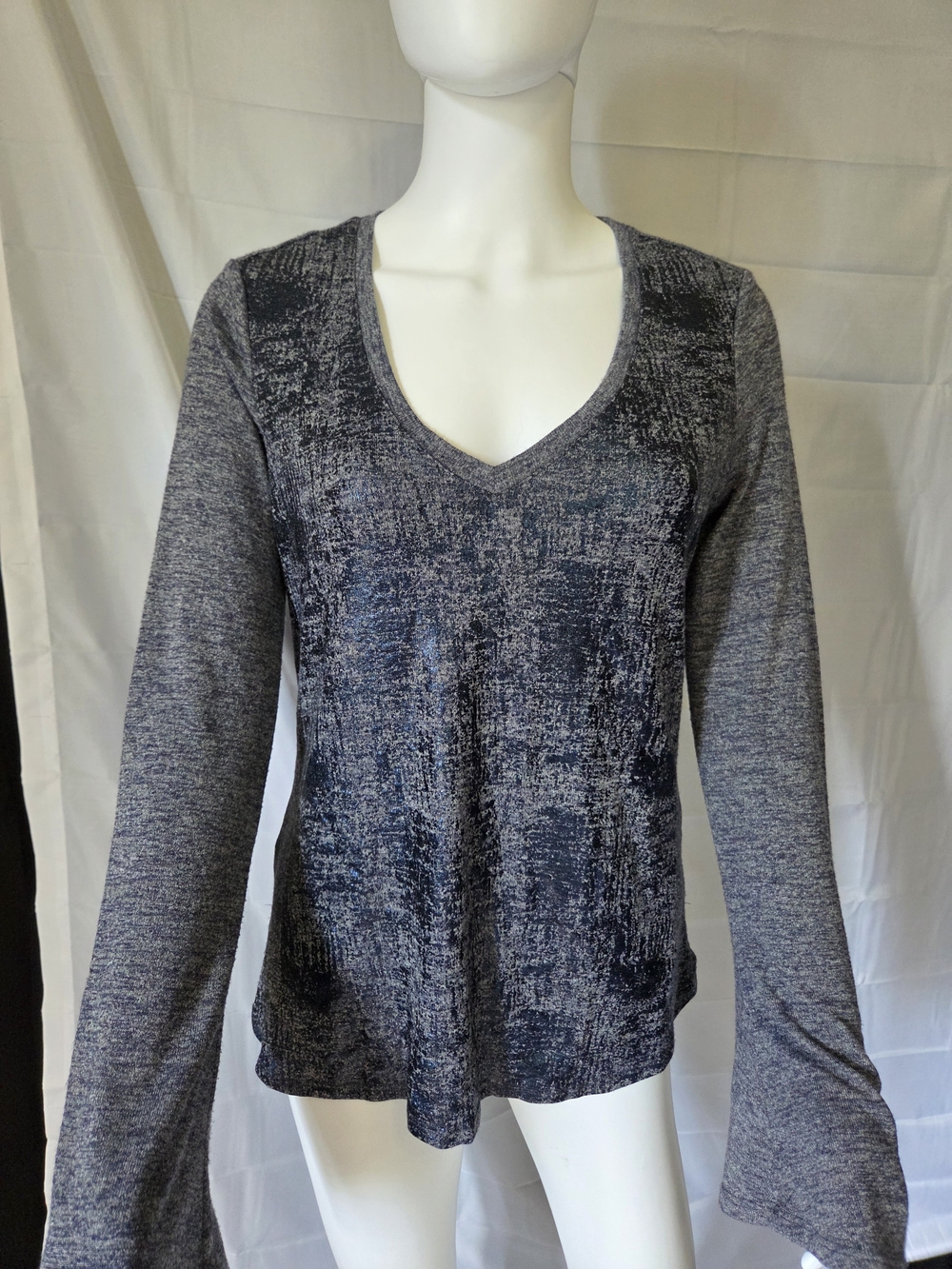 Seven7 Metallic Foil Top Gray VNeck Flared Bell Sleeve Indie Grunge Cyber Punk S